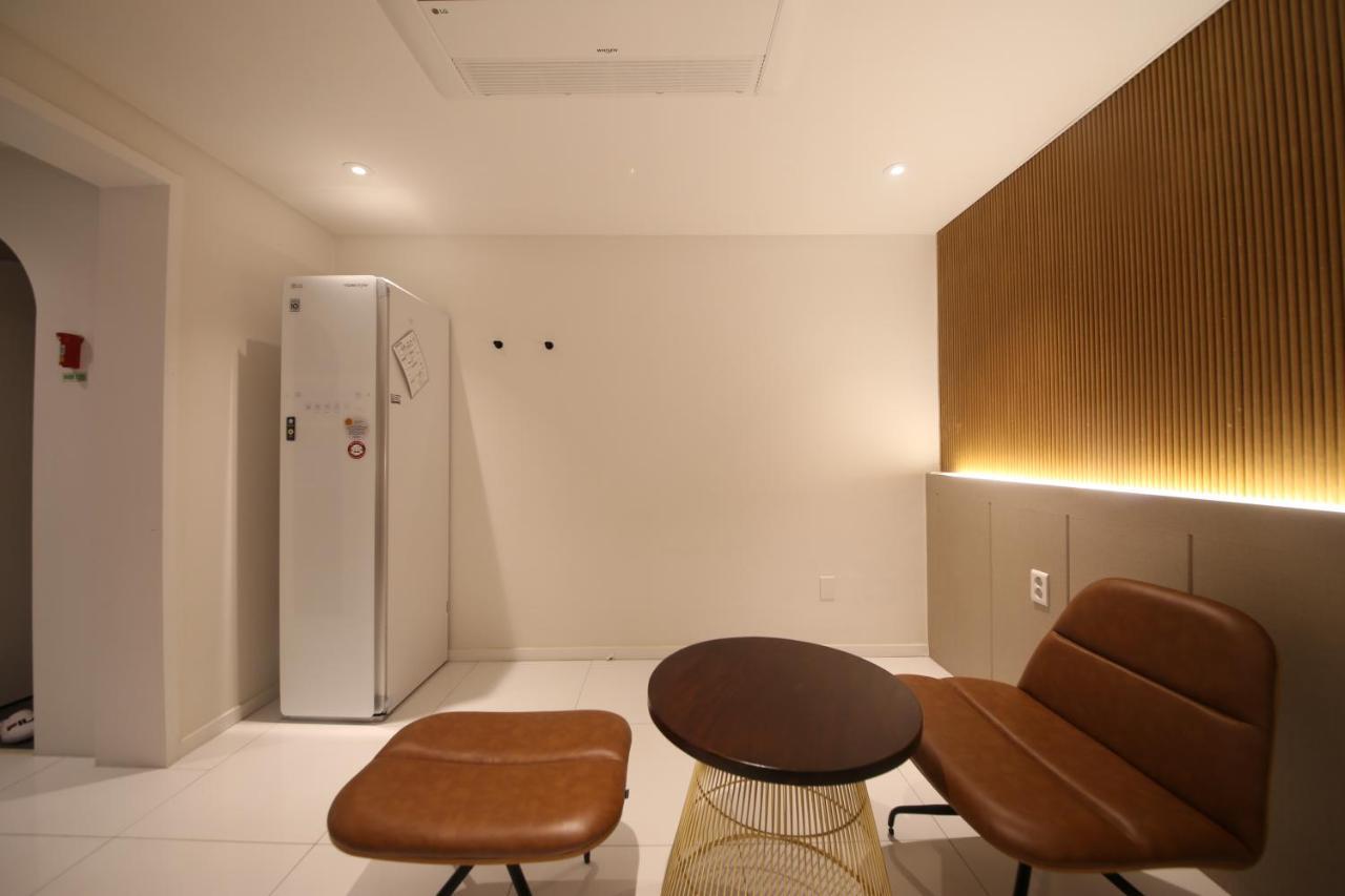 Biennale Hotel Gwangju Metropolitan City Extérieur photo