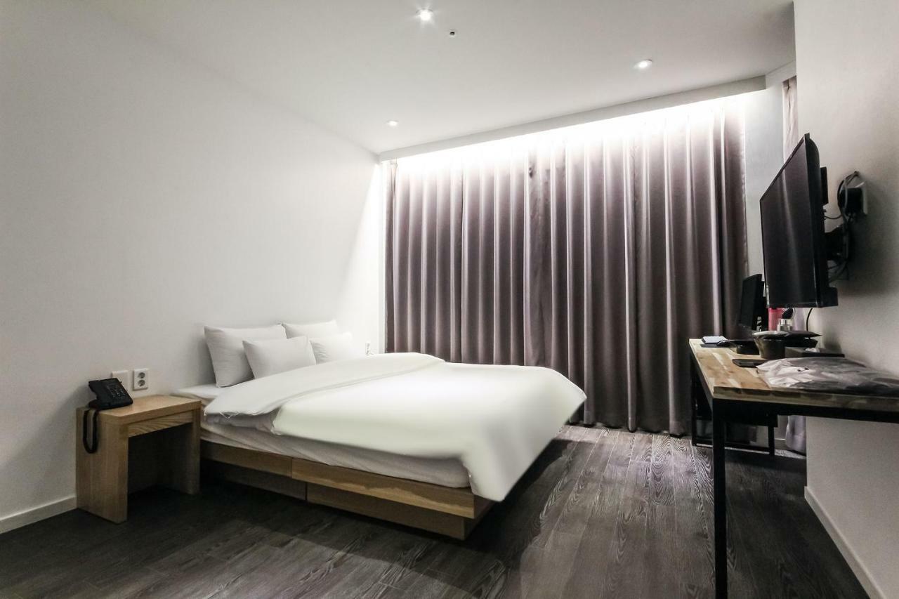 Biennale Hotel Gwangju Metropolitan City Extérieur photo