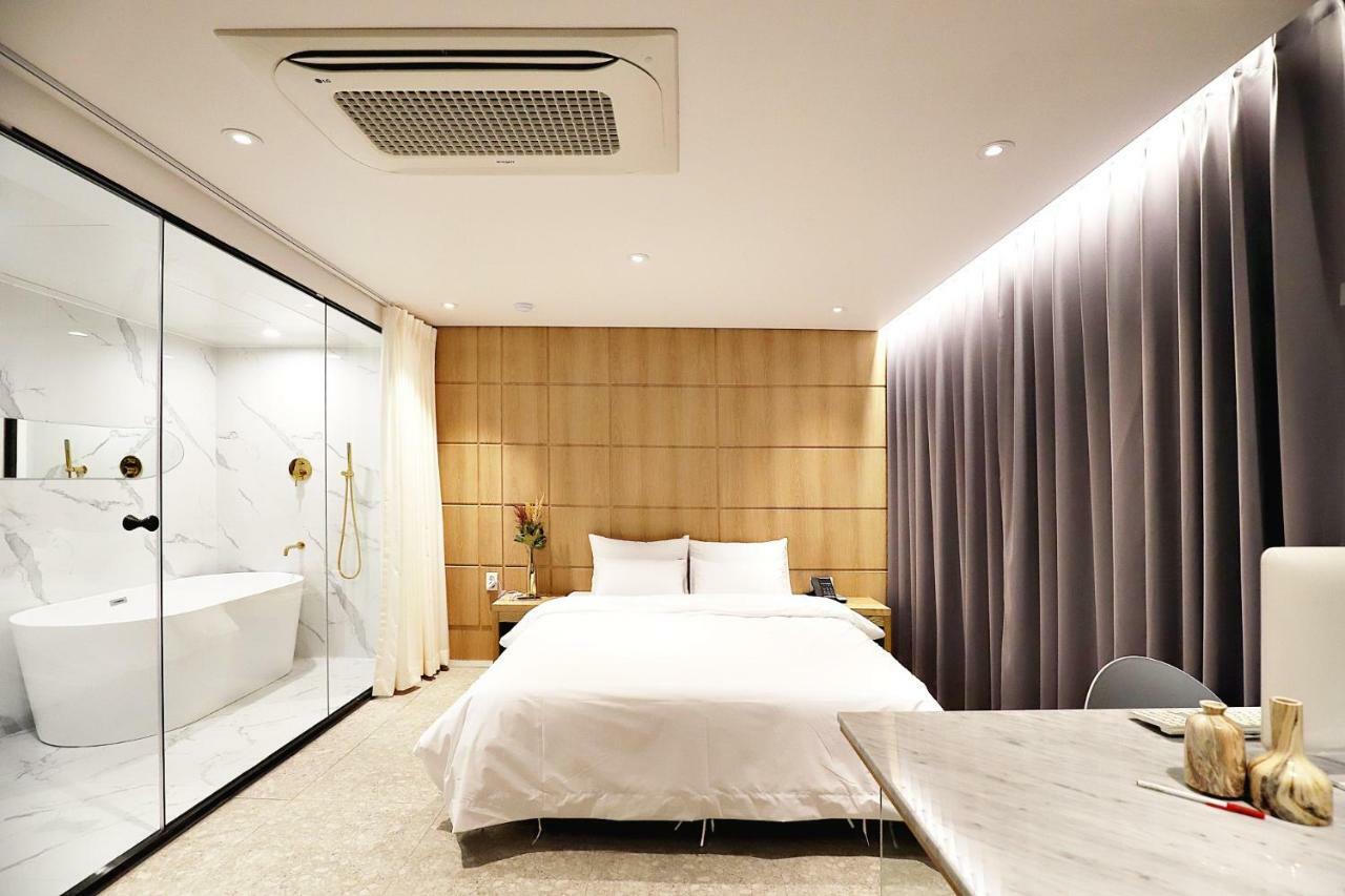 Biennale Hotel Gwangju Metropolitan City Extérieur photo
