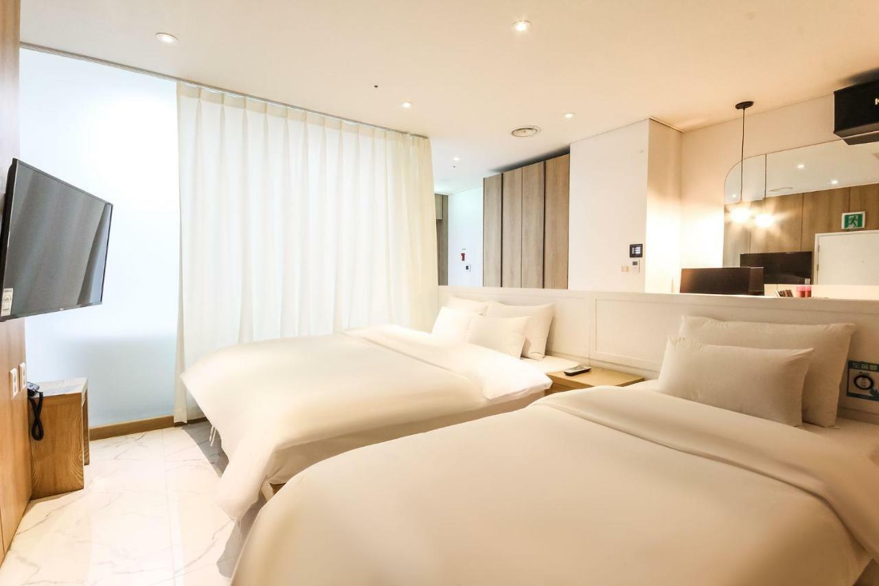 Biennale Hotel Gwangju Metropolitan City Extérieur photo